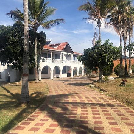 Hotel Villa Noel Chinauta Exterior foto